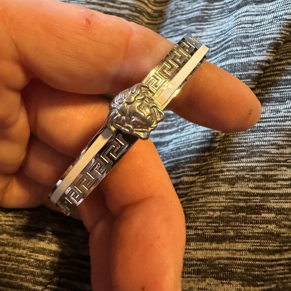 Medusa Silver Bracelet with Greek Key Design - Picture 1 of 4